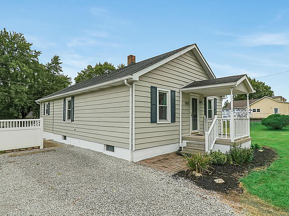 4th image of 1662 Sheridan Dr