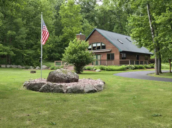 N7769 County Rd E, Ogdensburg, WI 54962