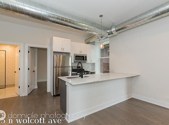 4th image of 835 N Wolcott Ave #628