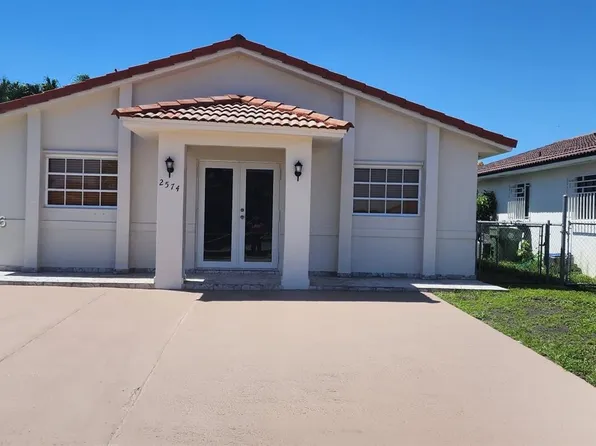 2574 W 71st Pl, Hialeah, FL 33016