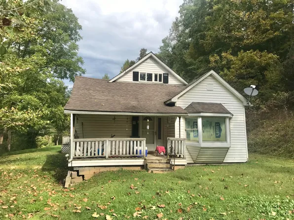 18 Asbury Br, Olive Hill, KY 41164