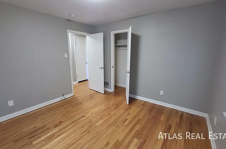 2703 S Hooker St — Photo 7