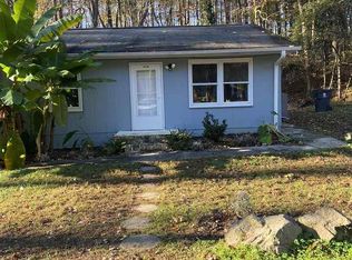 1013 Wave Rd #B, Chapel Hill, NC 27517