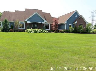 6251 Valleyfield Dr, Plymouth, MI 48170
