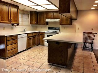 2849 W Whitendale Ave, Visalia, CA 93277
