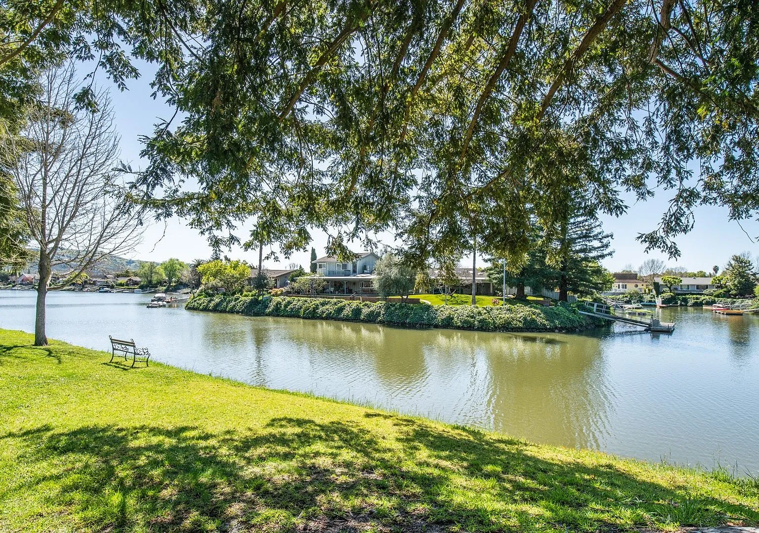 1095 Marina Drive — Photo 1