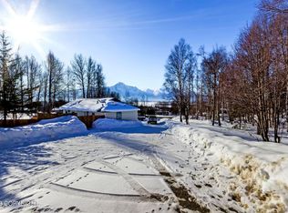 16005 E Huntley Rd, Palmer, AK 99645