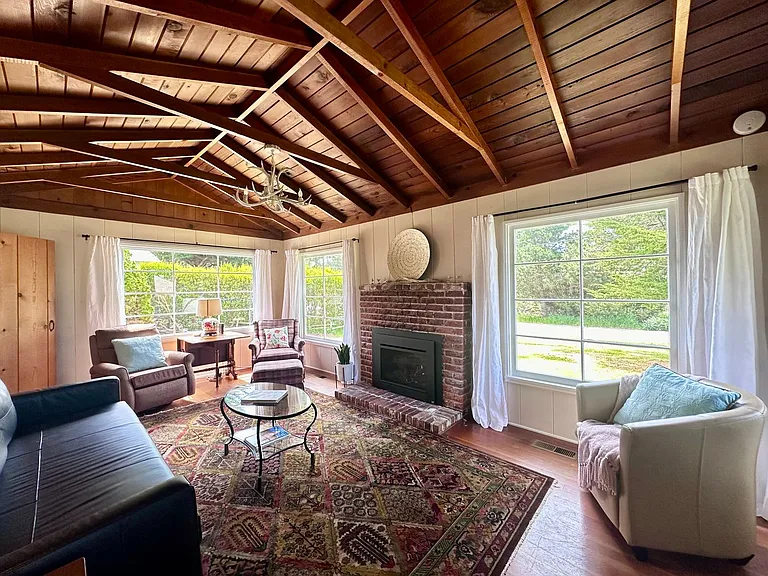 381 Asilomar Blvd — Photo 10