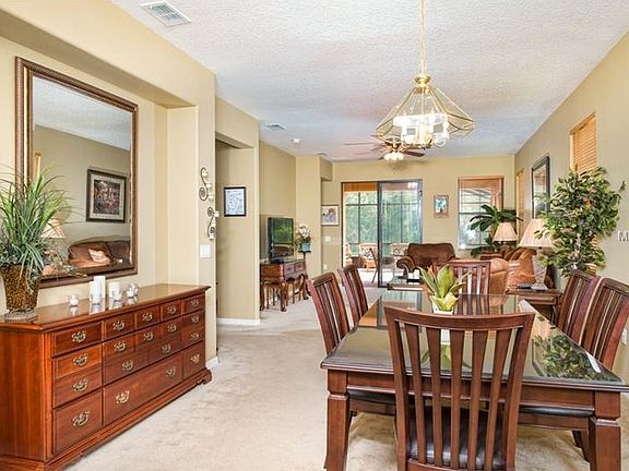 4th image of 704 Grand Canal Dr