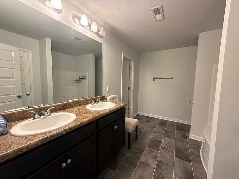 101 Winstead Cir — Photo 9