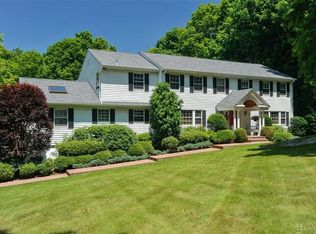 29 Fox Den Rd, Mount Kisco, NY 10549