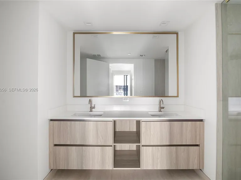 77 SE 5th St #4208 — Photo 23