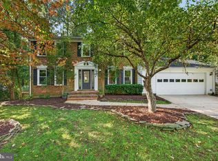 5629 Herberts Crossing Dr, Burke, VA 22015