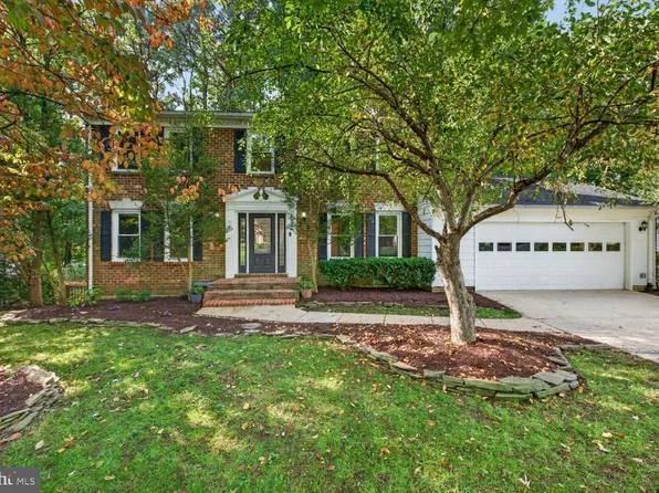 5629 Herberts Crossing Dr, Burke, VA 22015