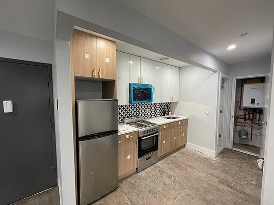 Rented by Budget Real Estate NYC Inc | media 18