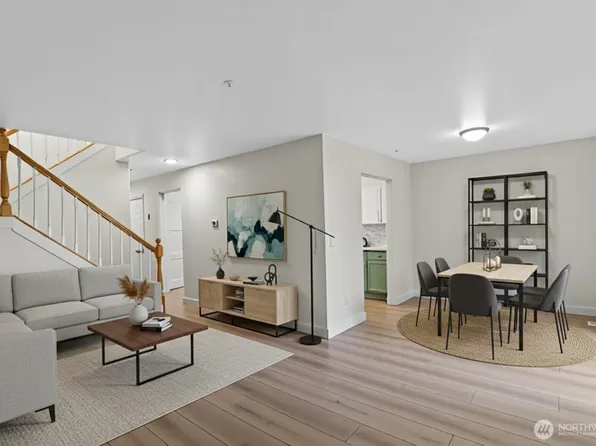 625 101st Place SE #C, Everett, WA 98208