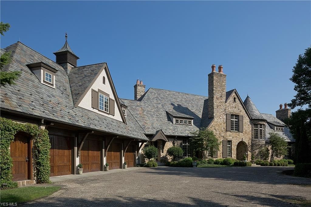 60 Kensington Oval, Rocky River, OH 44116 Zillow