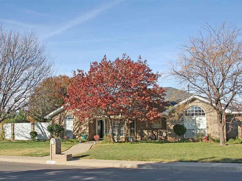 1st image of 2412 Putnam Dr