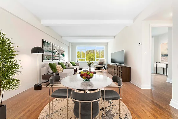 Rented by Central Park South Associates | media 2