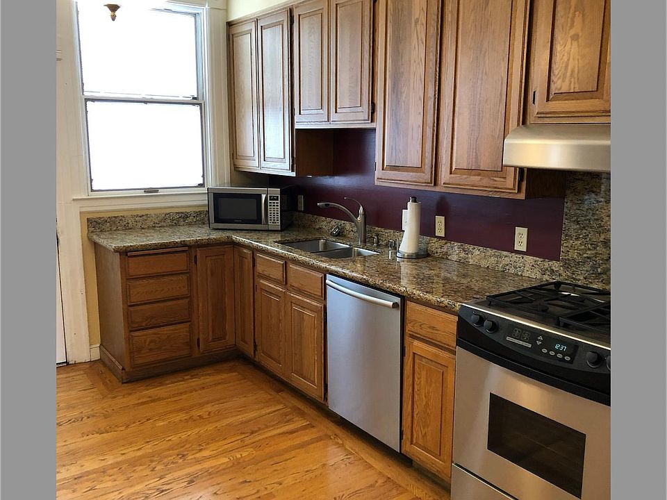 1st image of 156 Dolores St #156