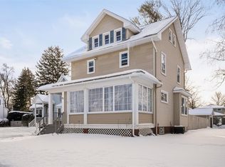 57 Leland Rd, Rochester, NY 14617