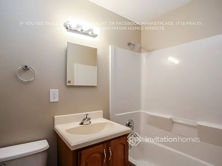 530 Norridge Ln — Photo 15