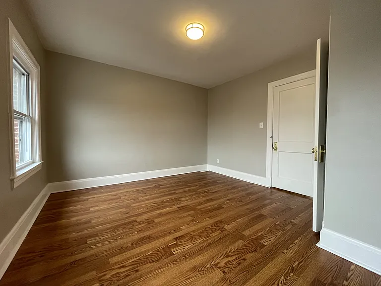 2644 W Lafayette Ave — Photo 25