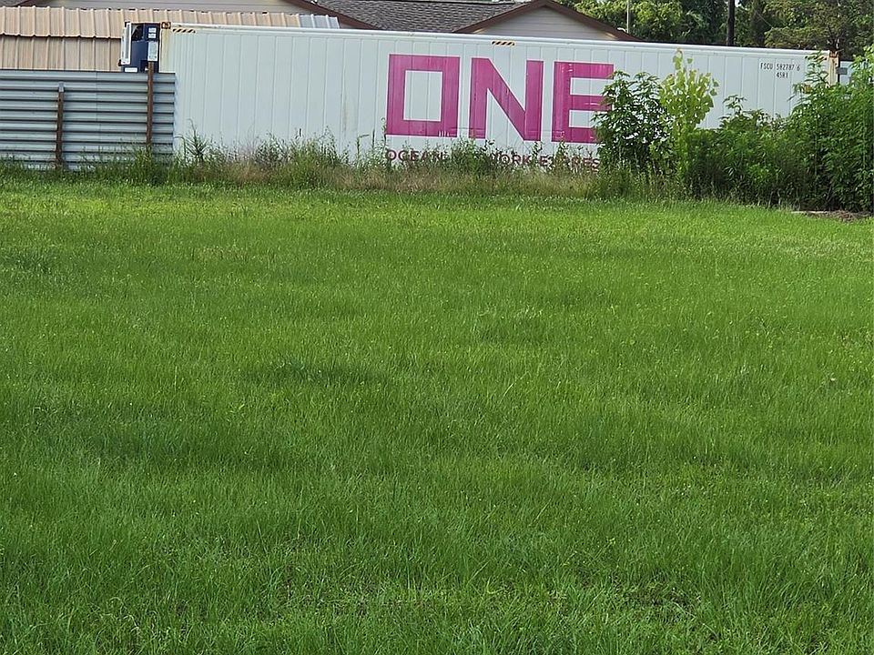 2nd image of 8327 Dockal Rd
