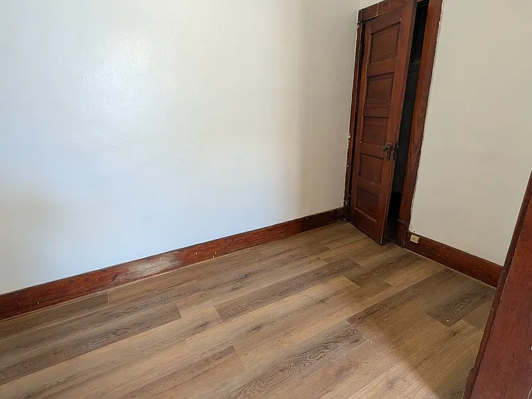 2305 White St #2 — Photo 6