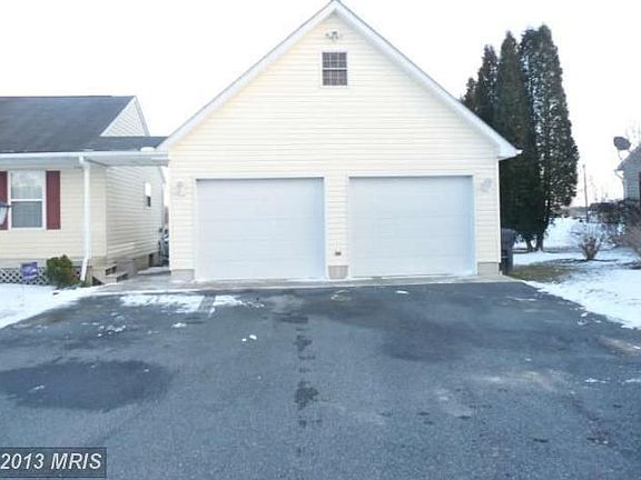 4th image of 90 Kent Mill Dr