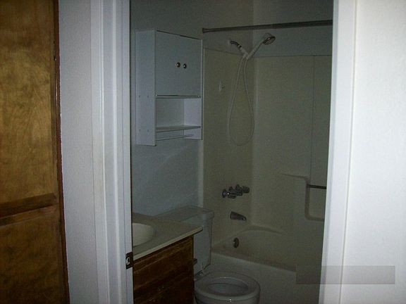 3rd image of 77130-29 Palms Hwy