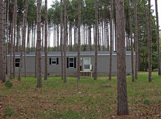 W4870 Martin Ln, Redgranite, WI 54970