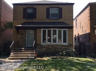8104 S Kingston Ave, Chicago, IL 60617