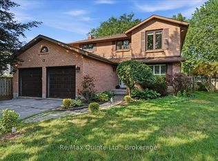 12 Brimley Ct, Belleville, ON K8N5L5