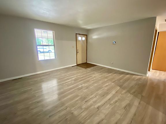 2nd image of 741 Oxen Dr