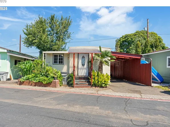 8951 SE Fuller Rd Unit 7, Happy Valley, OR 97086