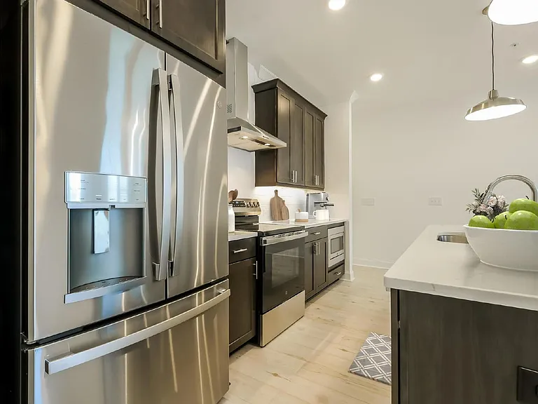514 Alice Way #MARKET SQUARE AT SAW — Photo 18