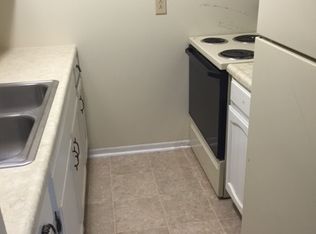 129 Baker St, Salina, KS 67401