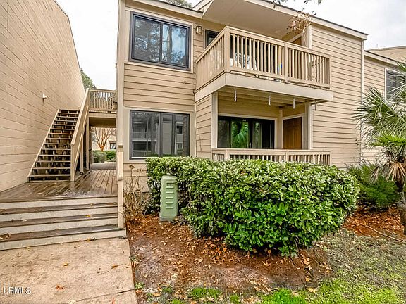 3rd image of 53 Delander Ct APT 17