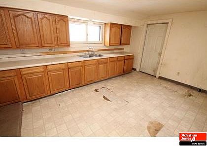 2nd image of 211 Wilkins St
