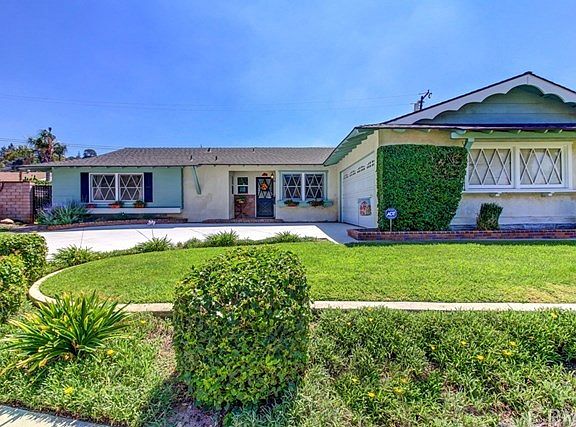 2nd image of 24014 Prospect Valley Dr