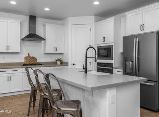 9718 E Radioactive Dr, Mesa, AZ 85212
