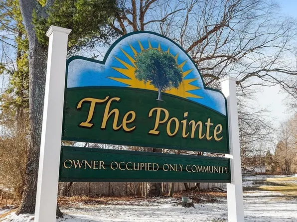 1 Brown Ave APT 81, Amesbury, MA 01913