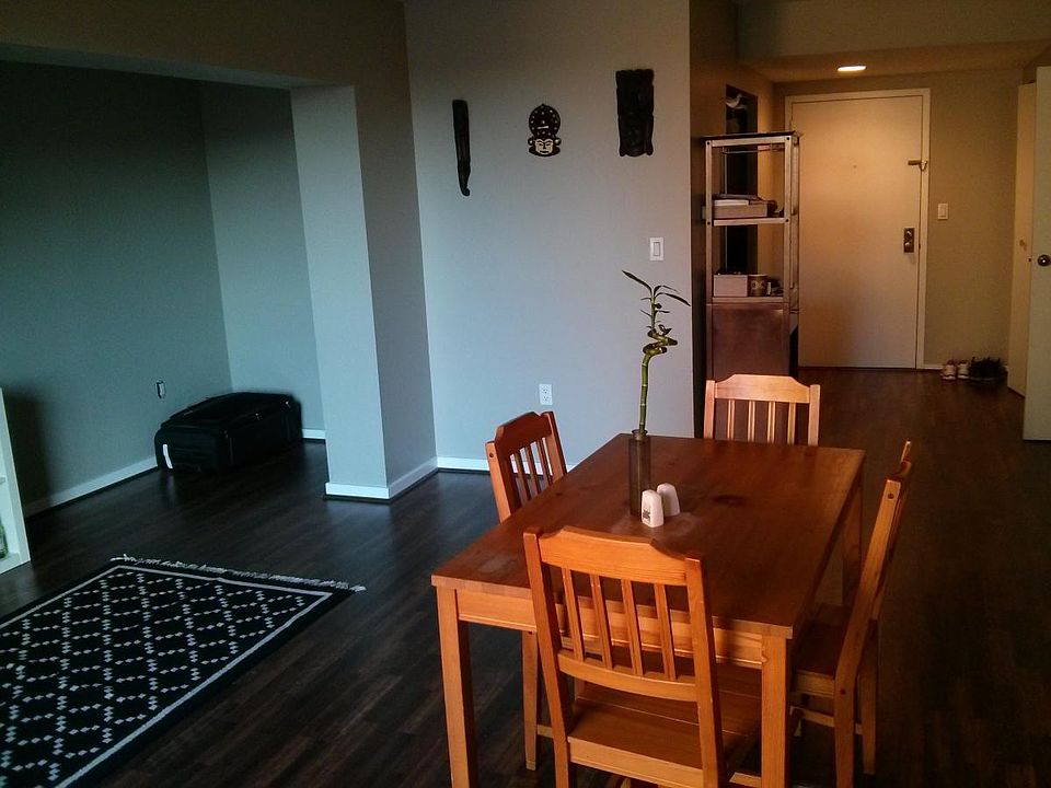 2nd image of 200 Lombard St #749