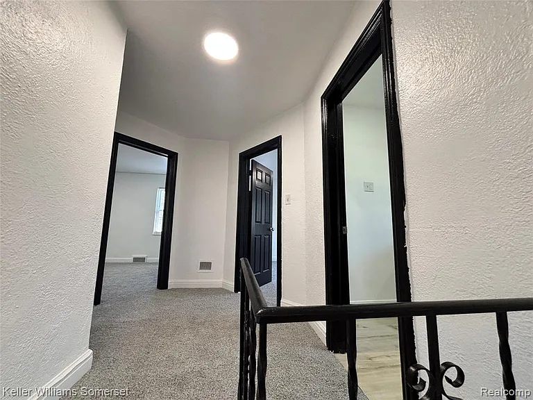 14800 Woodmont Ave — Photo 9