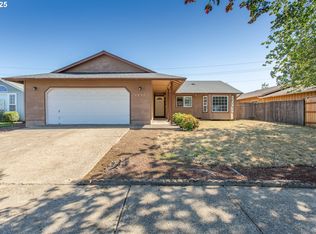 1257 Laurelhurst Dr, Eugene, OR 97402