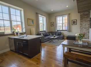 Fabric Lofts 705 S 5th Street, Philadelphia, PA 19147