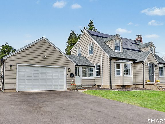 2nd image of 501 Bridgeview Place