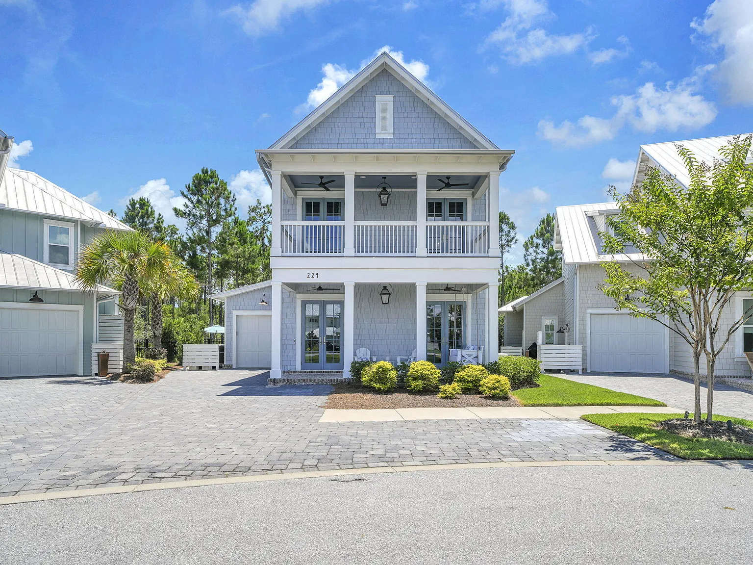 5 bed, 4.5 bath, 2392 sqft, $6,500 — Photo 2