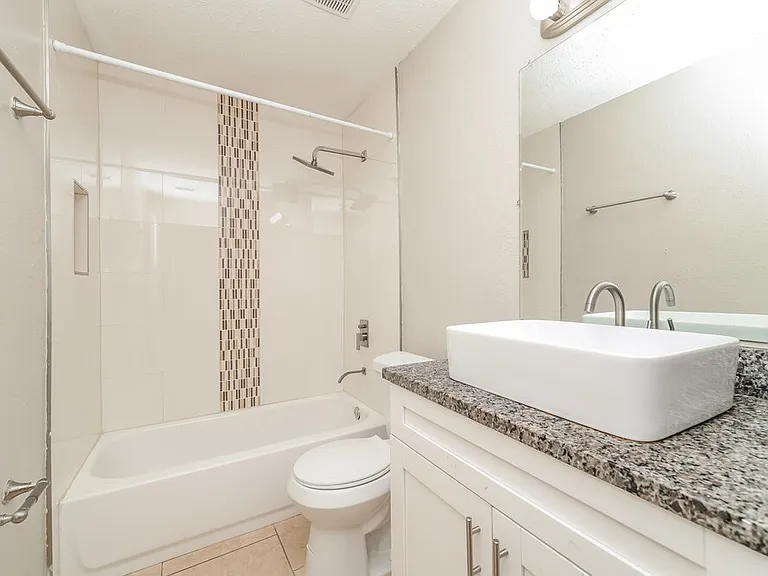 11105 Cherrywood Ln — Photo 14